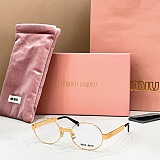 Oval Sunglasses in Gold