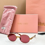 Oval Sunglasses in Gold
