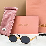 Oval Sunglasses in Gold