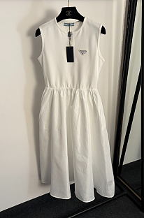 Off-shoulder Ruffles Midi Dress