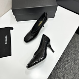 Crocodile Embossed Calfskin & Patent Calfskin Pump