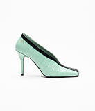 Crocodile Embossed Calfskin & Patent Calfskin Pump