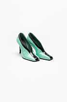 Crocodile Embossed Calfskin & Patent Calfskin Pump