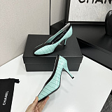 Crocodile Embossed Calfskin & Patent Calfskin Pump