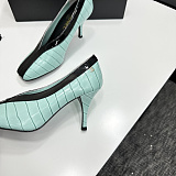 Crocodile Embossed Calfskin & Patent Calfskin Pump