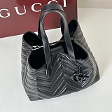 GG Marmont Medium Tote Bag
