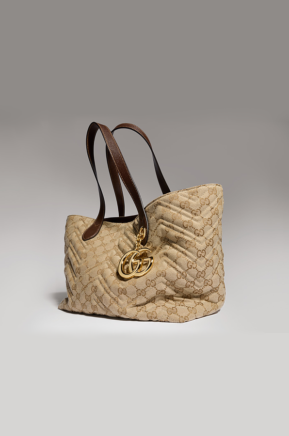 GG Marmont Medium Tote Bag