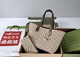GG Marmont Medium Tote Bag