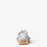 Wave Pulse Sneaker