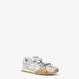 Wave Pulse Sneaker