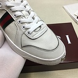 Women's Stretch low-top sneaker