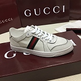 Women's Stretch low-top sneaker