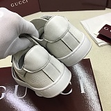 Women's Stretch low-top sneaker