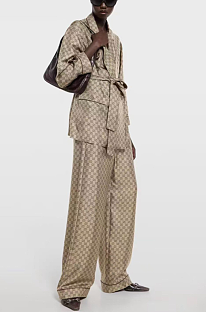 Printed silk twill shirt * Pants