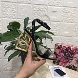 Patent leather sandals with 3.5 heel