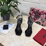 Patent leather sandals with 3.5 heel