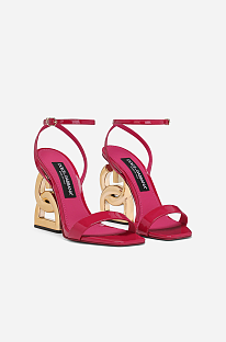 Patent leather sandals with 3.5 heel