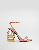 Patent leather sandals with 3.5 heel