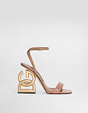 Patent leather sandals with 3.5 heel