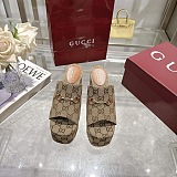 Women's wedge sandal with Horsebit