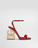 Patent leather sandals with 3.5 heel