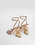Patent leather sandals with 3.5 heel