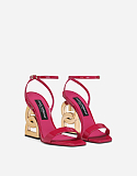 Patent leather sandals with 3.5 heel