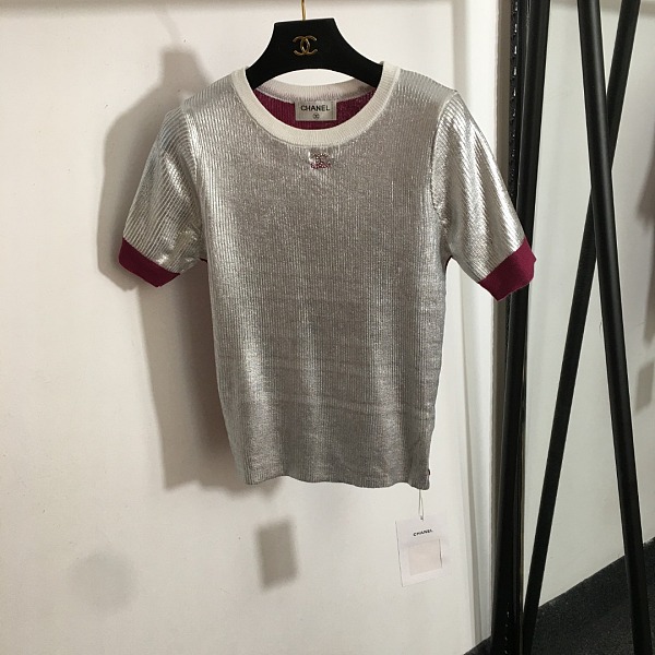 Metallic Knit Short Sleeve Top