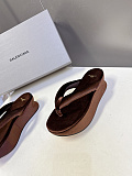 Balenciaga Stretch Velvet Gaeta Thong in Moka（Balenciaga Summer 26 Collection）