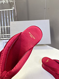 Balenciaga Satin Gaeta Thong in Red（Balenciaga Summer 26 Collection）