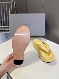 Balenciaga Satin Gaeta Thong in Yellow（Balenciaga Summer 26 Collection）