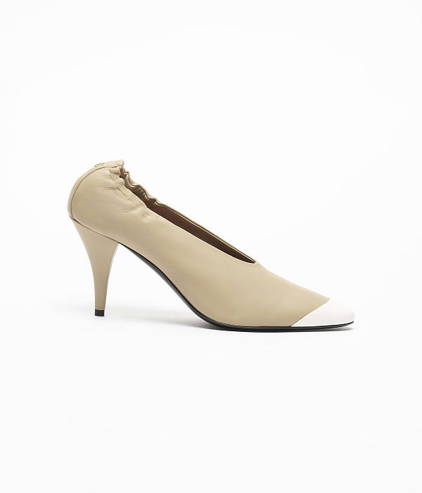 Chanel Lambskin Pump (2026 SS Look 3)