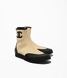 Short Boots(The CHANEL Coco Beach 2026 collection Look 4)