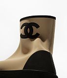 Short Boots(The CHANEL Coco Beach 2026 collection Look 4)