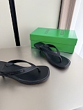 Sampieri Thong in Black