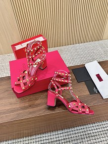 Valentino Garavani Studdy 80 Leather Sandals