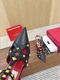 Valentino Studdy Kidskin Pumps 950Mm