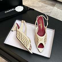Chanel Mixed Fiber Leather Sandals in Ivory