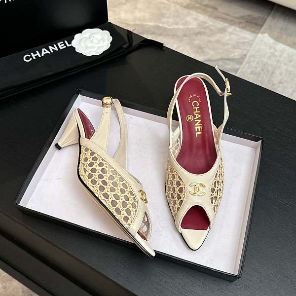 Chanel Mixed Fiber Leather Sandals in Ivory
