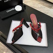Chanel Leather Mules in Black(The CHANEL Coco Beach 2026 collection Look 36)