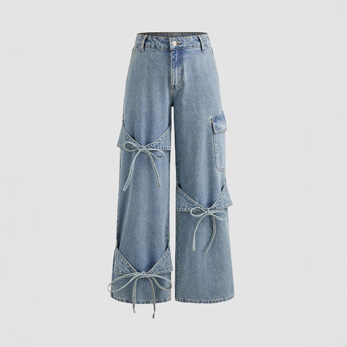 Loose Jeans with Bows