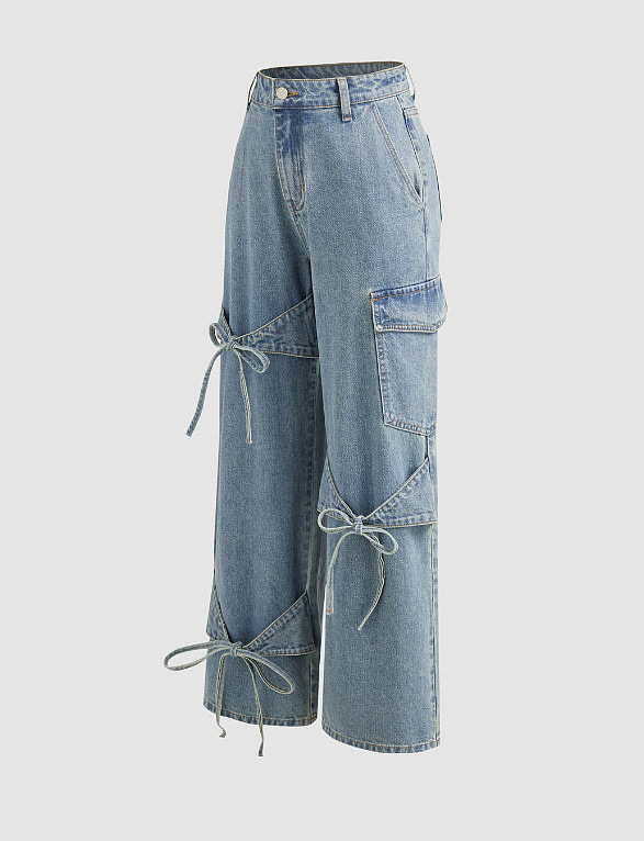 Loose Jeans with Bows