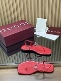 Women's thong sandal with Interlocking G red
