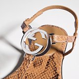 Women's thong sandal with Interlocking G brown