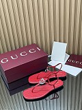 Women's thong sandal with Interlocking G red