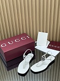 Women's thong sandal with Interlocking G