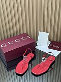 Women's thong sandal with Interlocking G red