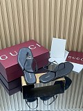 Women's thong sandal with Interlocking G black patent leather