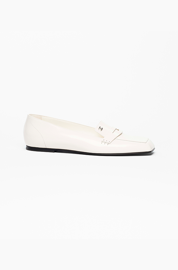Shiny Calfskin Moccasins