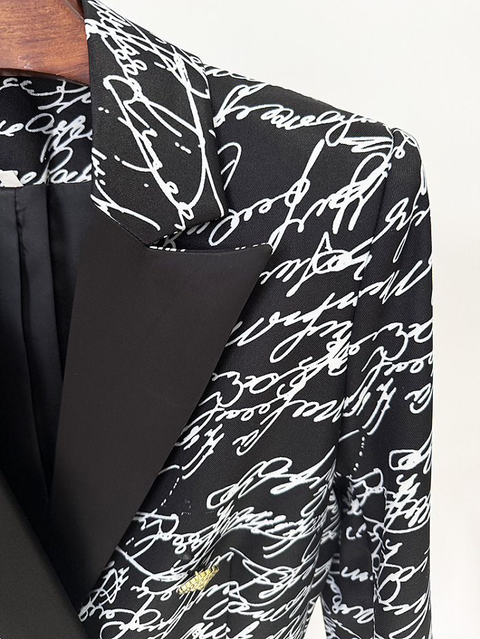 Print Buttoned Blazer